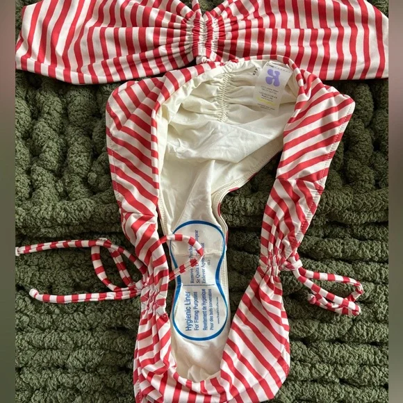 Kitty & Vibe bikini NWT - Picture 3 of 3